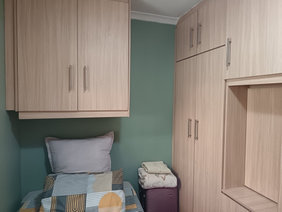 3 Bedroom Property for Sale in Umrhabulo Triangle Western Cape